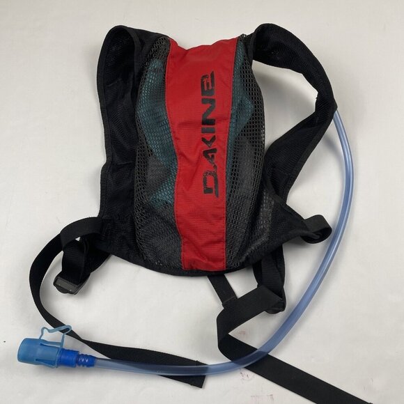 Dakine Waterman Hydration Pack 2L/64oz Mesh Canvas Lightweight Run Cycle Hike - Picture 1 of 9